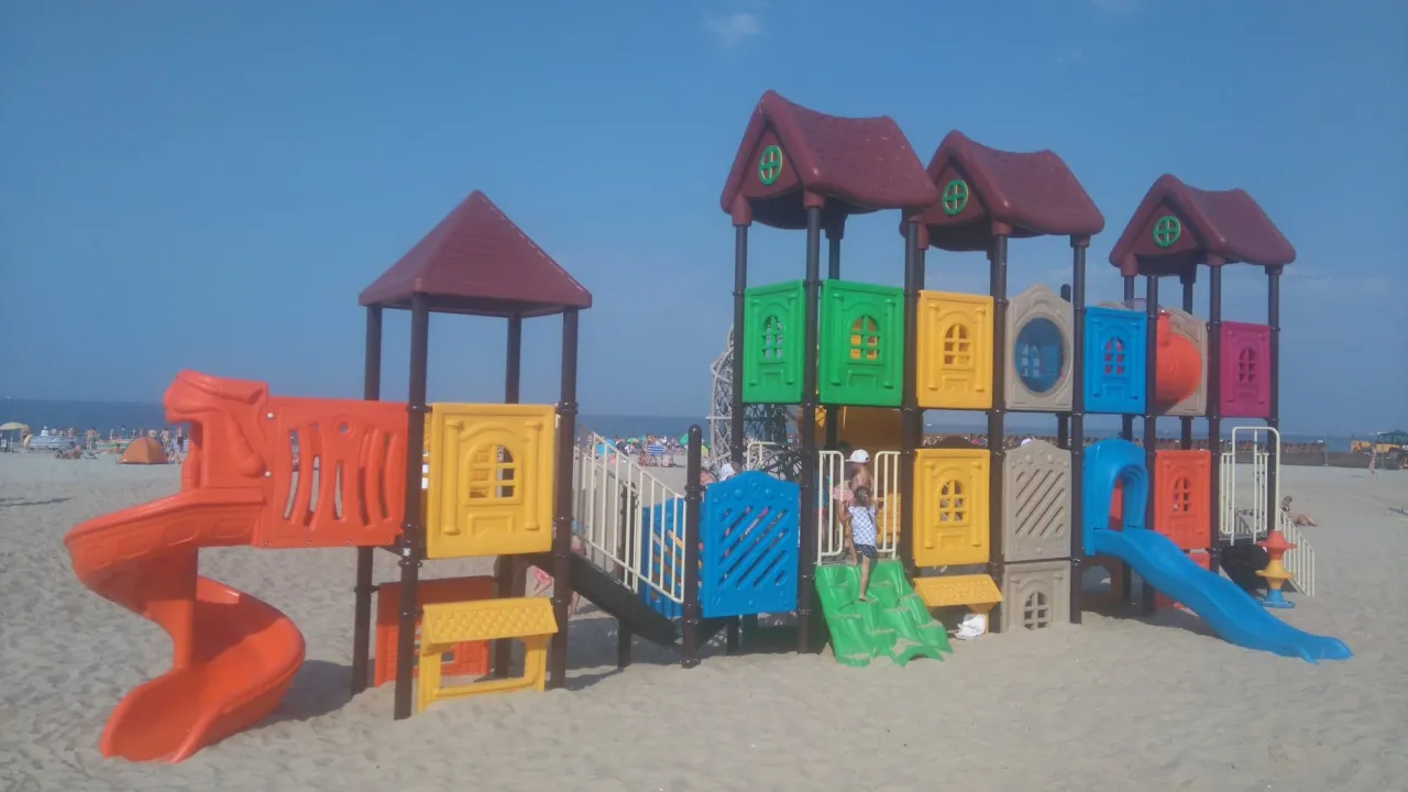 Park rozrywki dla dzieci nad morzem Bałtyckim