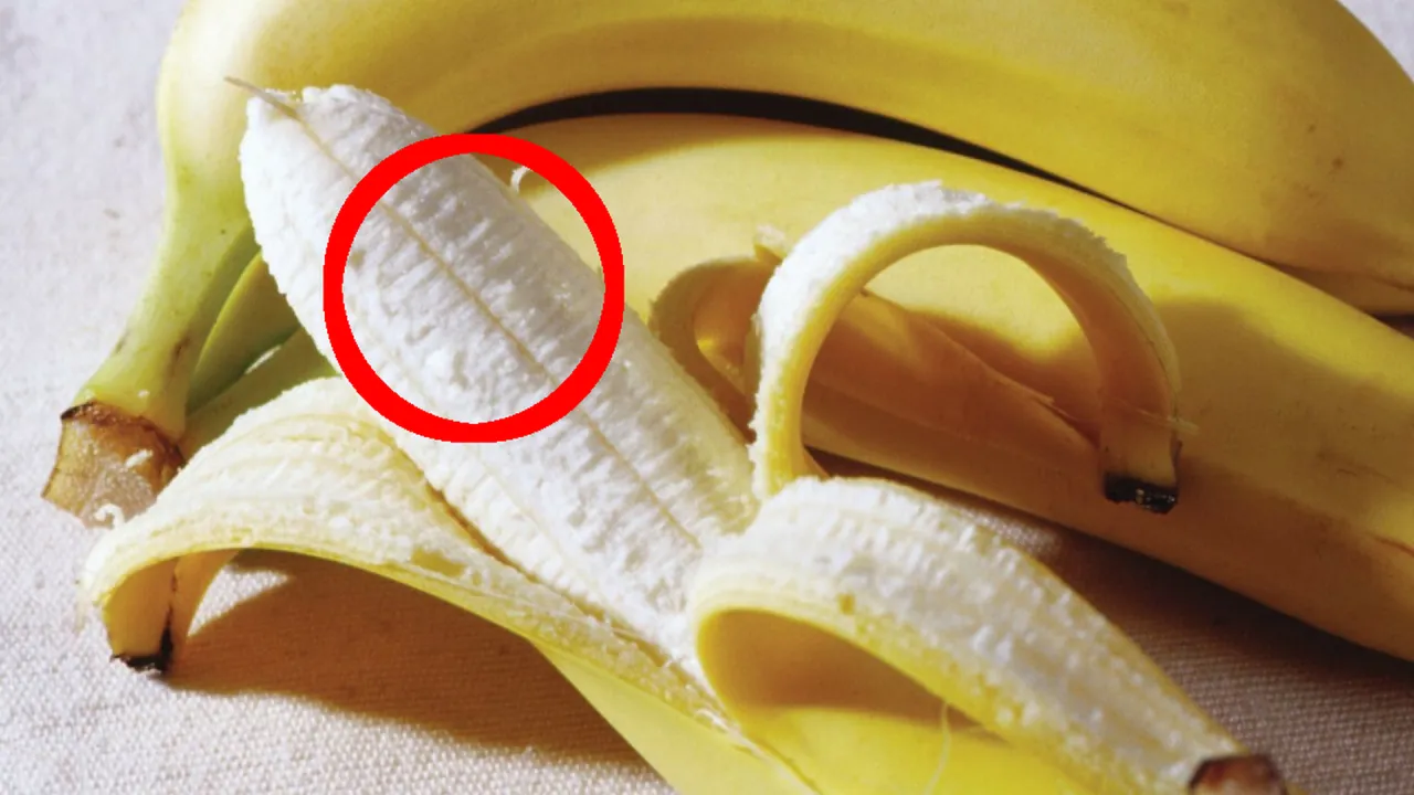 czerniejąca sk&oacute;rka banana uszkodzenie chłodowe