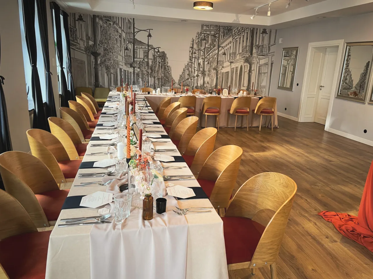 Dekoracje imprezy w stylu lat 40. polskie realia