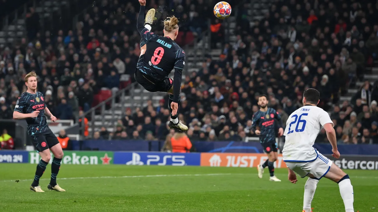Erling Haaland przewaga w powietrzu