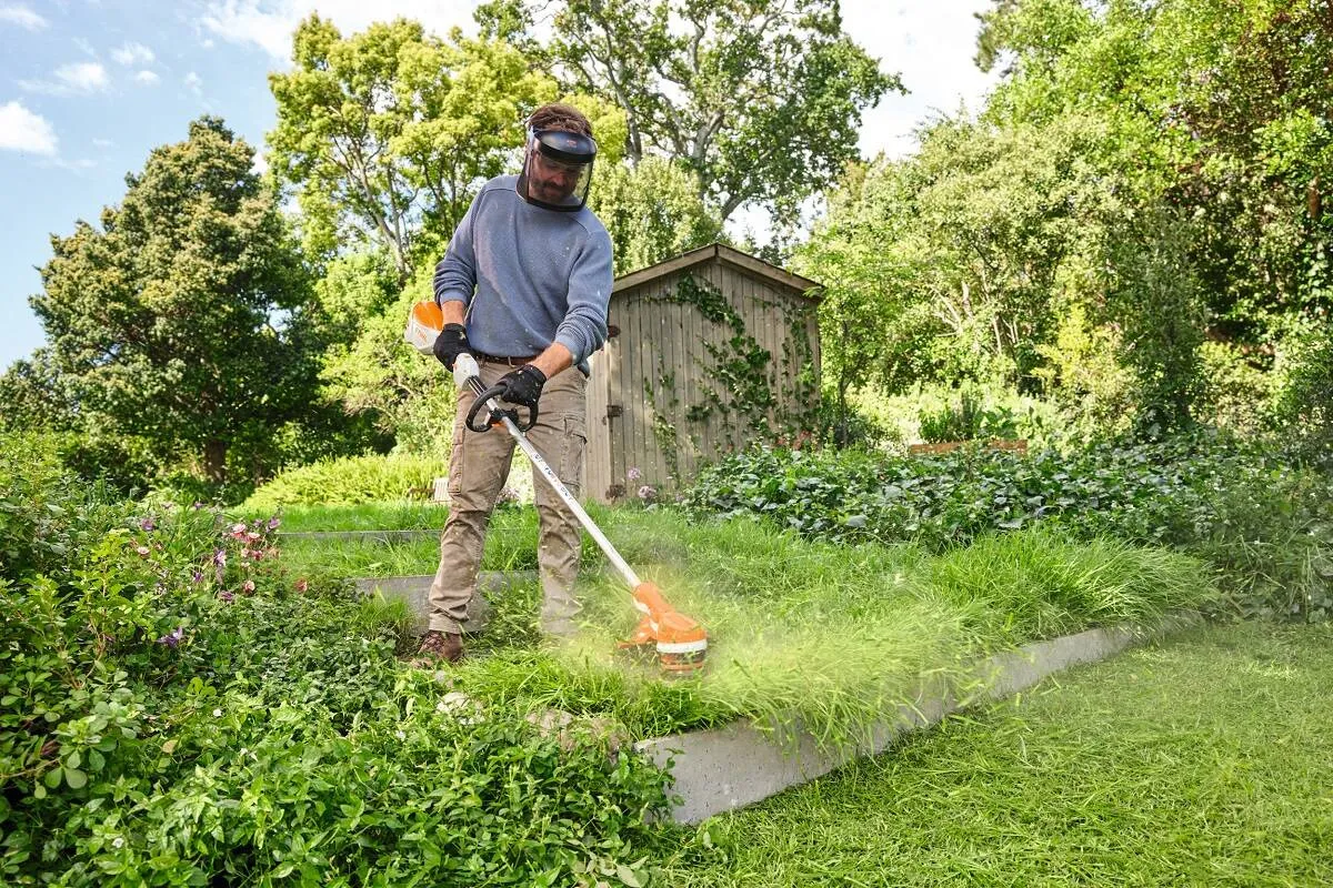 kosa akumulatorowa Makita LXT 18V vs Stihl AK AP por&oacute;wnanie