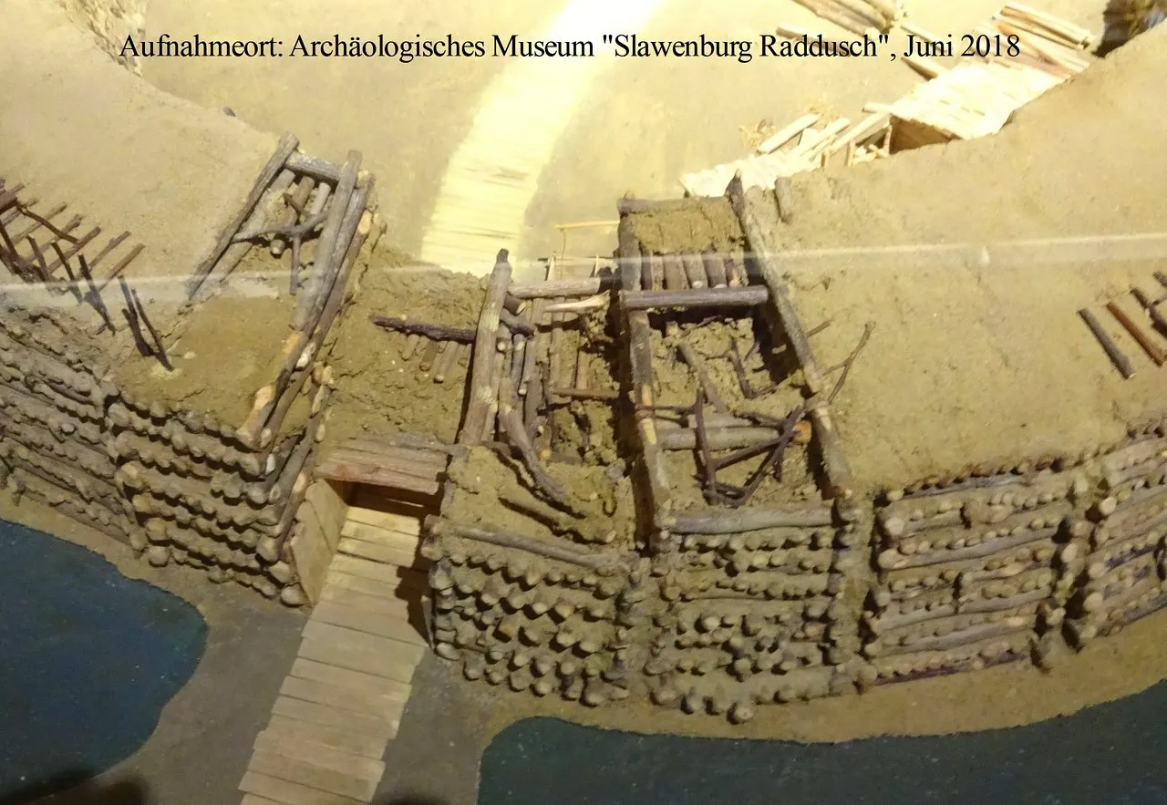 Slawenburg Raddusch Innenansicht