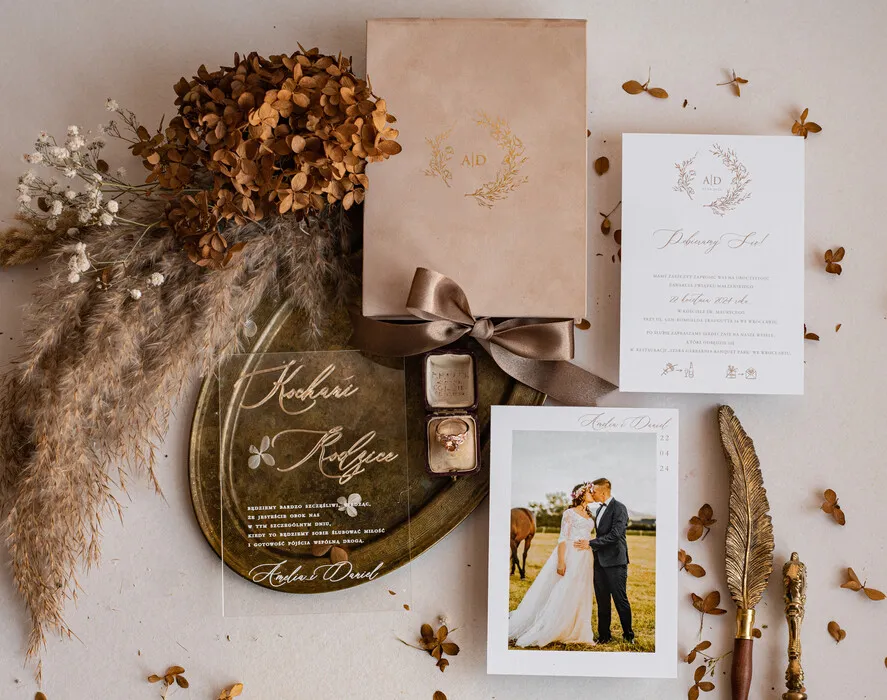eleganckie zaproszenie ślubne dla rodziców w pudełku