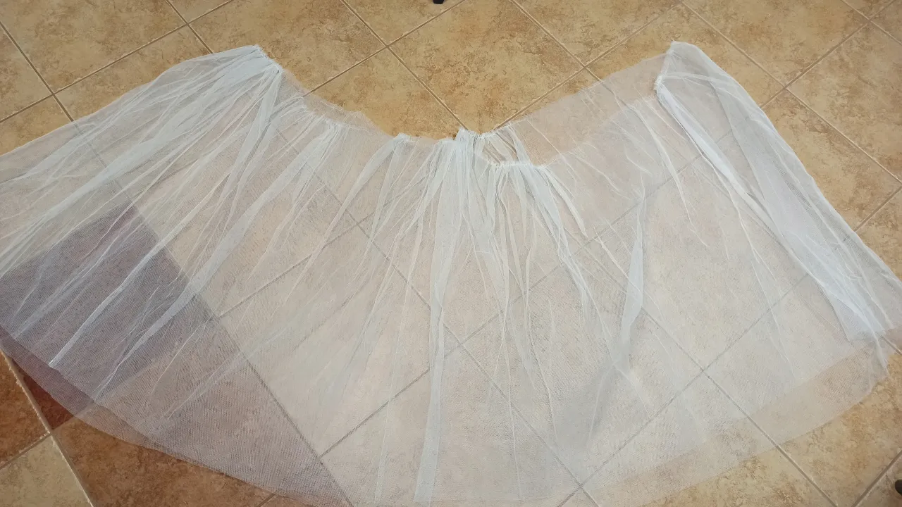 halka tiulowa do sukni ślubnej