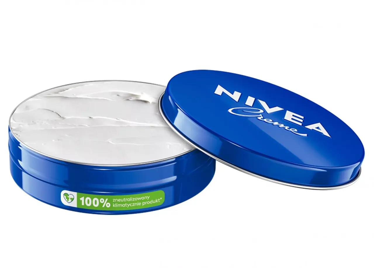 Nivea Creme do czego? Klasyczny, niebieski krem Nivea w metalowej puszce, idealny do nawilżania sk&oacute;ry.