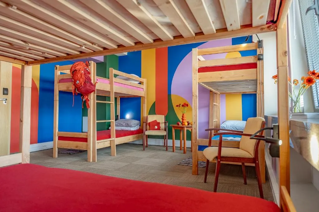 Przykładowe wnętrza hoteli, apartamentów i hosteli w Gdańsku