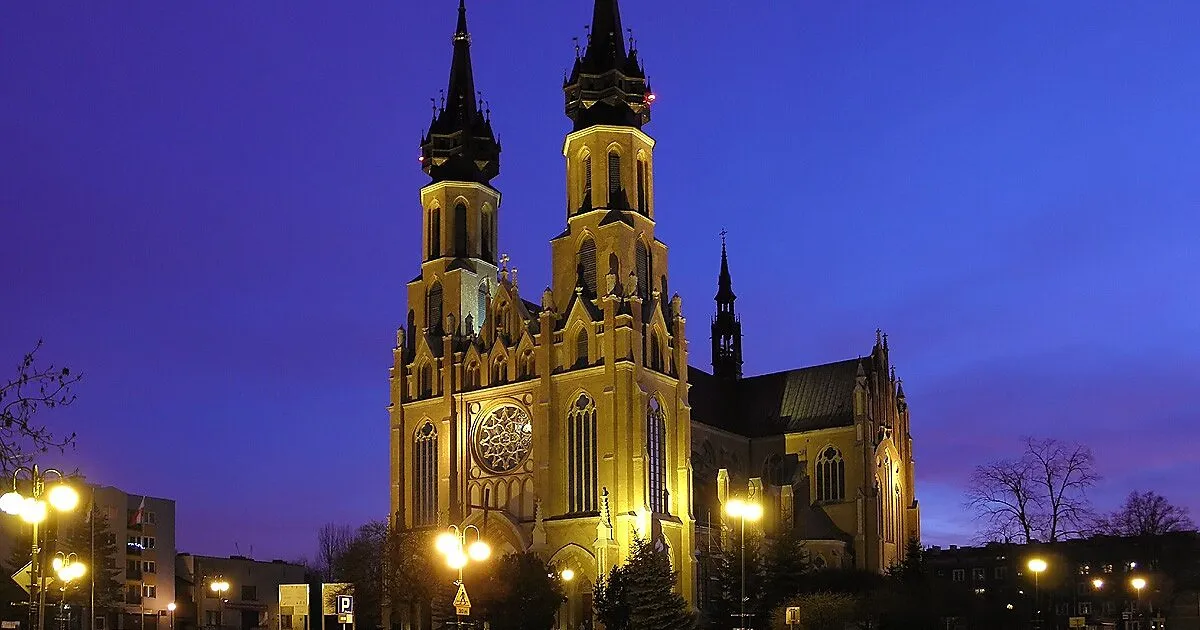 Katedra Opieki Najświętszej Maryi Panny Radom neogotyk