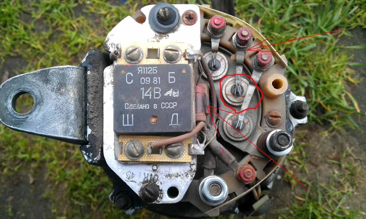 Alternator T-25 typy schemat różnice