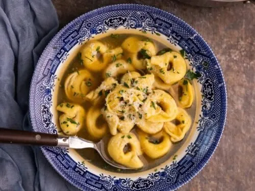 tortellini in brodo sos maslany szalwiowy