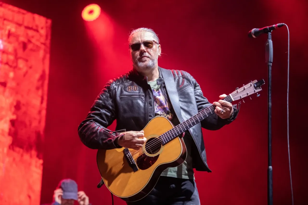 Dżem Sebastian Riedel na scenie