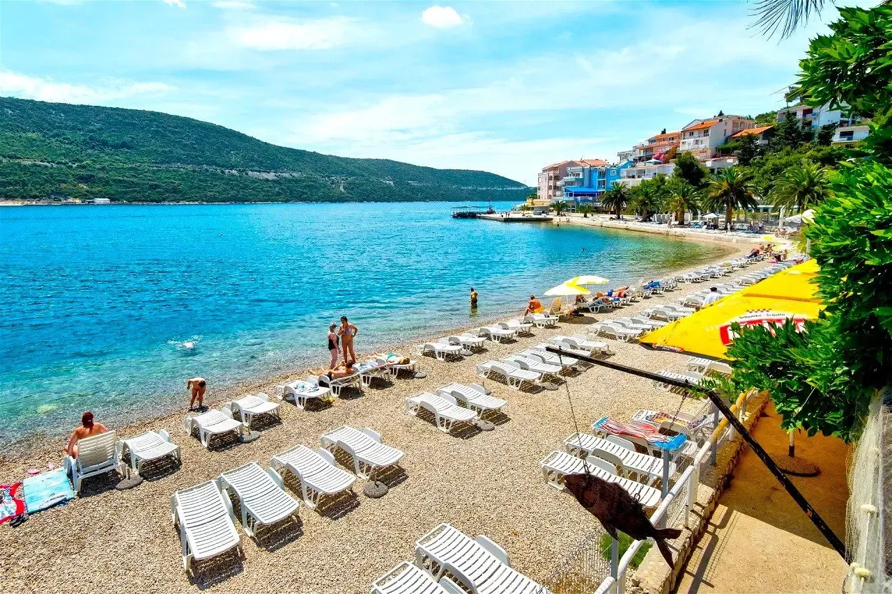 porównanie ofert biur podróży chorwacja autokarem