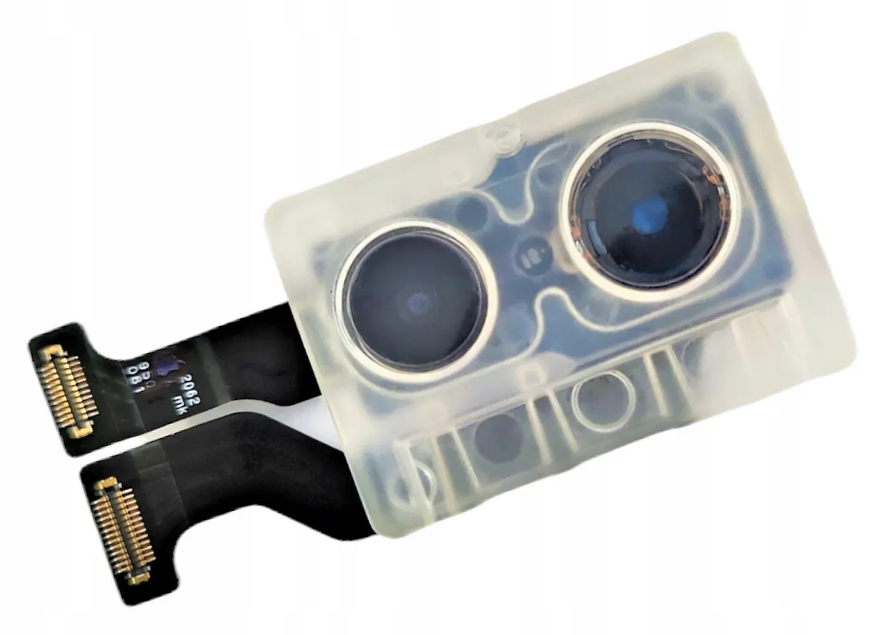 iPhone 11 system aparat&oacute;w tylnych i przedni