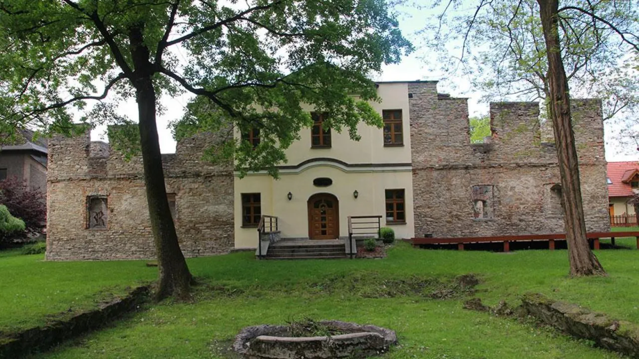 Dw&oacute;r Kossak&oacute;w G&oacute;rki Wielkie