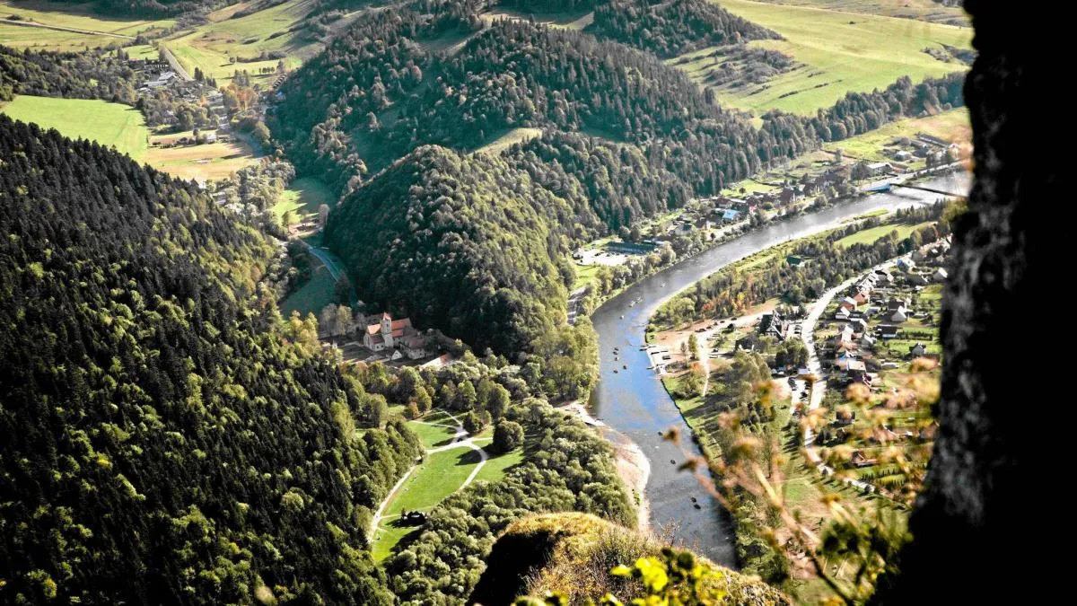 Widok na przełom Dunajca z Trzech Koron