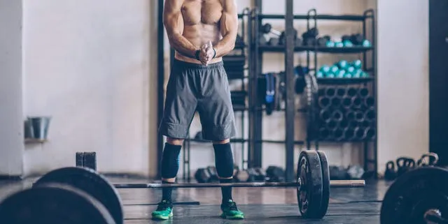 Zdjęcie La mejor ropa hombre gimnasio para entrenar con comodidad y estilo