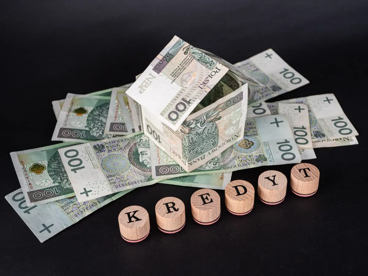 Zdjęcie Czy wzrośnie oprocentowanie kredytów? Sprawdź, jak to wpłynie na raty