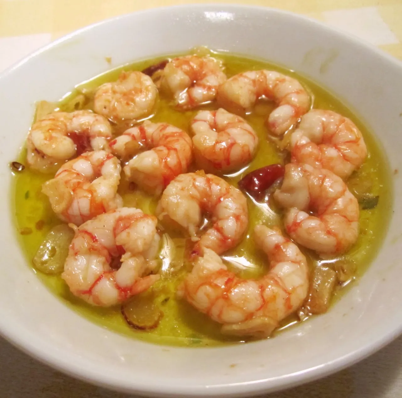 Zdjęcie Cómo se hacen las gambas al pin pin de forma fácil y deliciosa