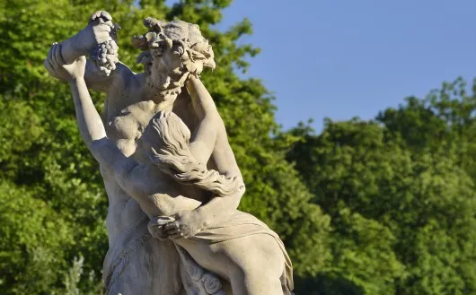 Zdjęcie Rzeźby w Łazienkach Królewskich: Odkryj niezwykłe dzieła Rodina