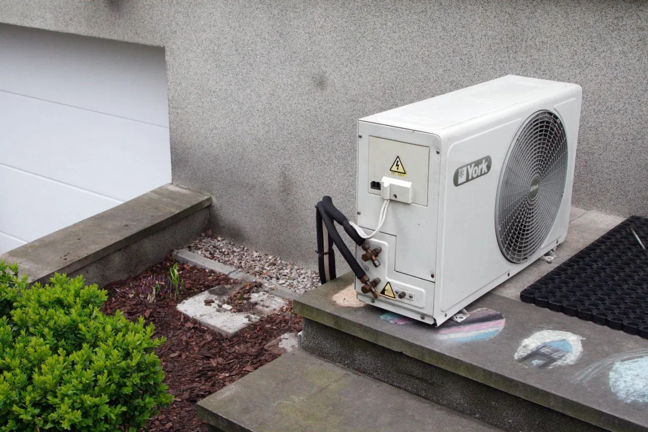 Zdjęcie Ile prądu zużywa klimatyzacja 3 5 kW? Sprawdź, ile możesz zaoszczędzić