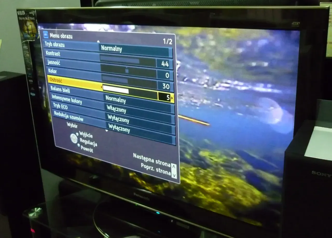 Zdjęcie Ile prądu zużywa telewizor? Sprawdź, jak zaoszczędzić na rachunkach