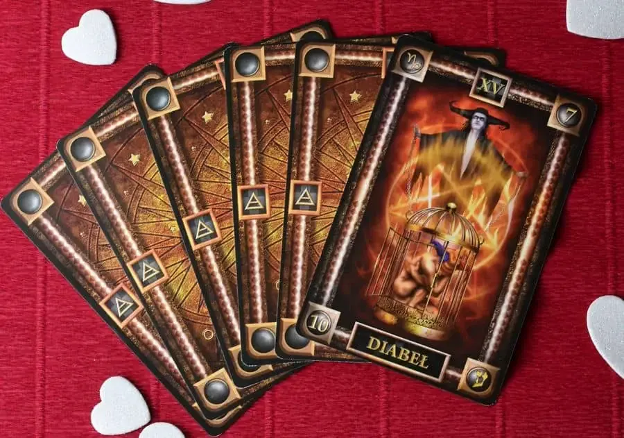 Zdjęcie The Devil Tarot: znaczenie karty i ukryte przesłanie dla szukających