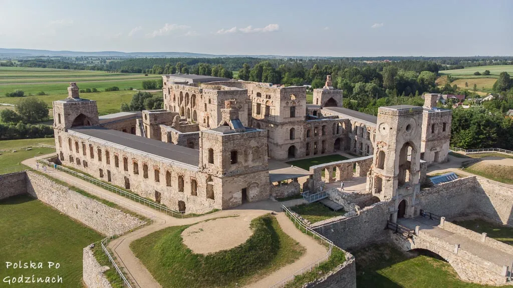 Zdjęcie Ruiny zamku Krzyżtopór w Ujeździe: prawdziwa historia i tajemnice ruin
