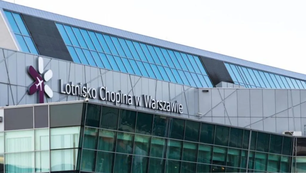 Zdjęcie Ile czasu przed odlotem być na lotnisku Chopina? Kluczowe wskazówki!