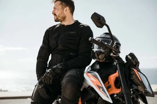 Zdjęcie Jaka kurtka motocyklowa na lato - wybierz najlepiej i unikaj błędów