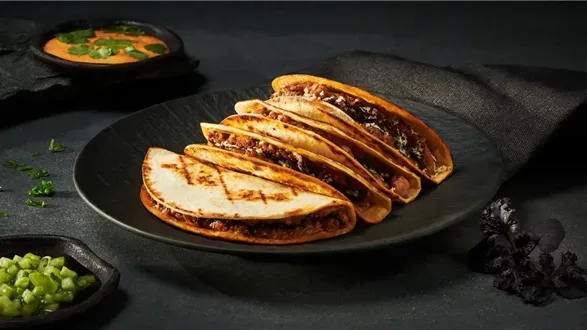 Kuchnia włoska azjatycka meksykańska dania