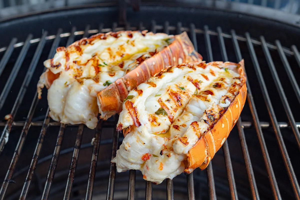 Langouste grill&eacute;e au charbon de bois
