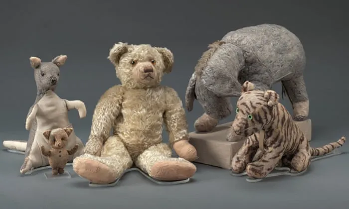 A.A. Milne Christopher Robin prawdziwe zabawki