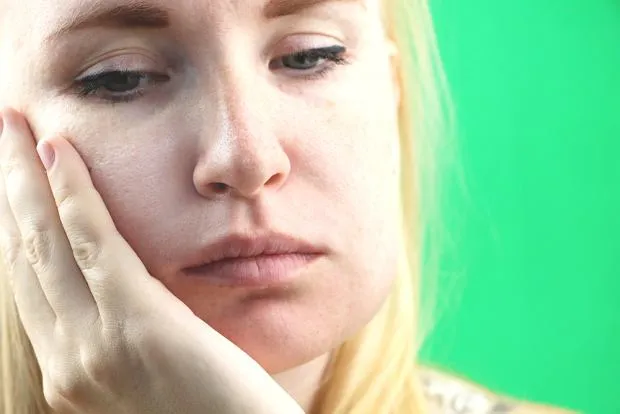 opuchlizna twarzy od zęba