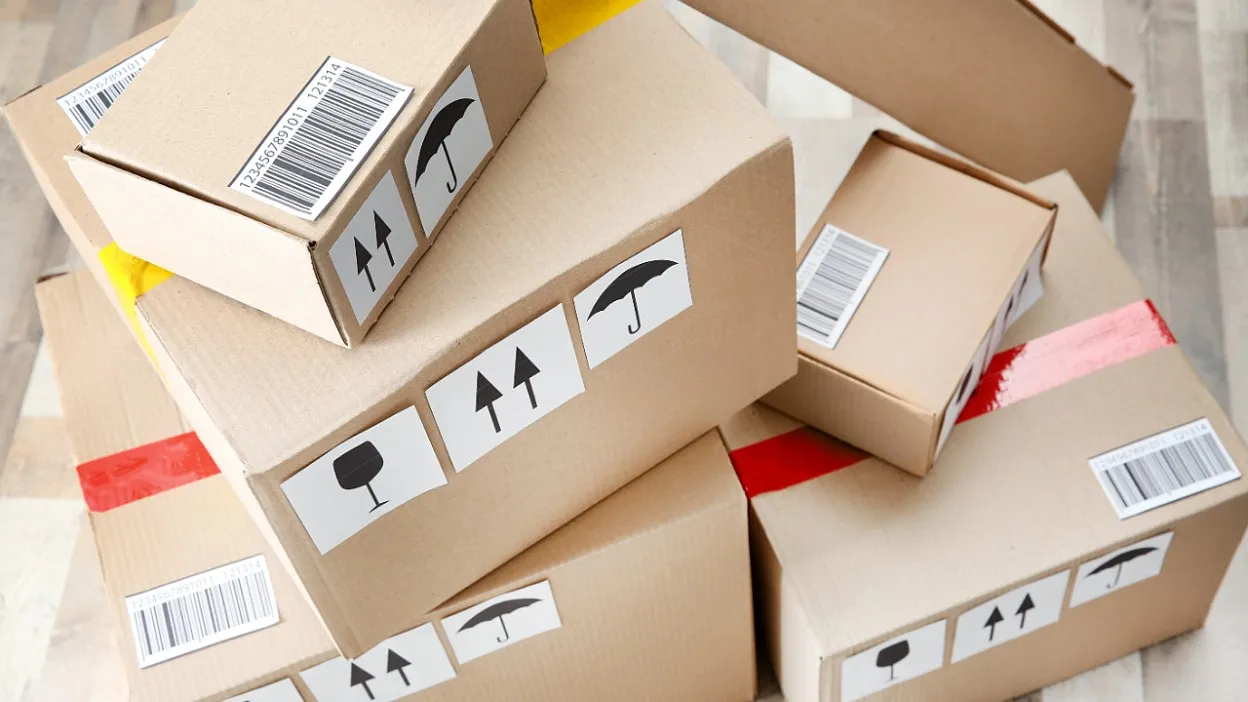 jak prawidłowo zapakować paczkę do wysyłki