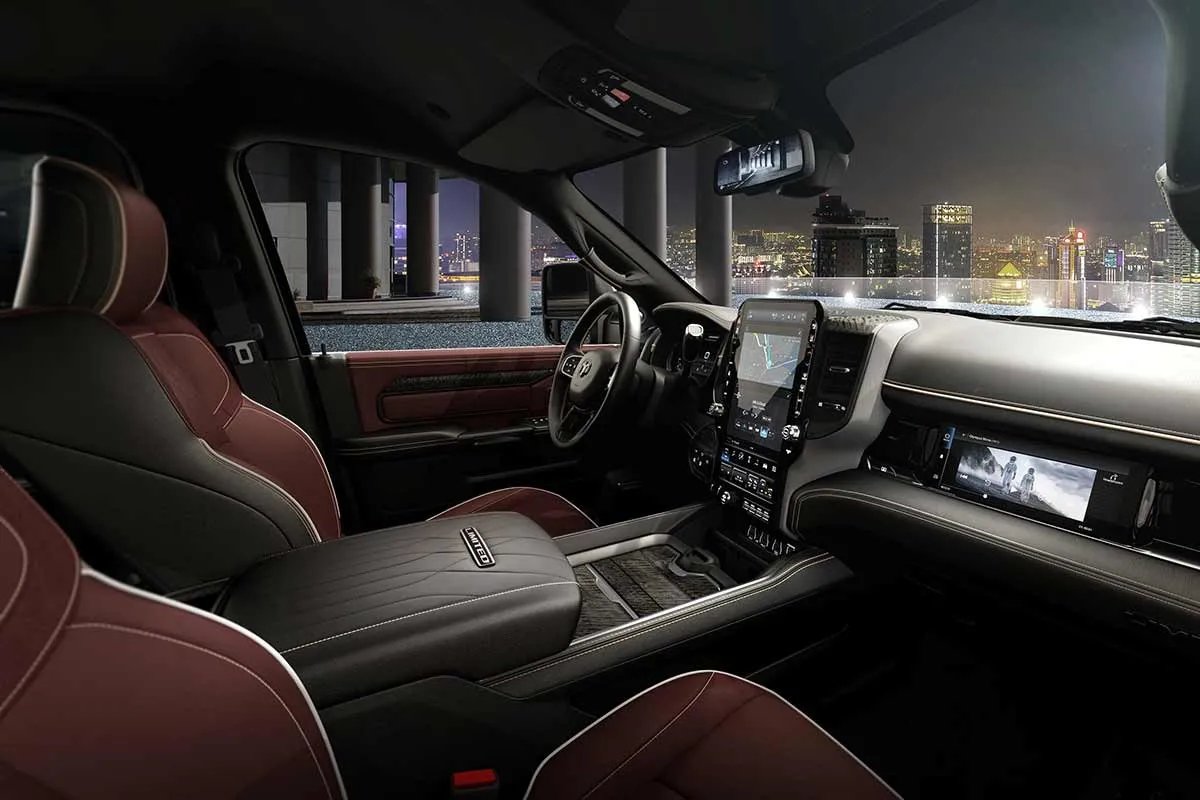 Wnętrze Dodge Ram 3500