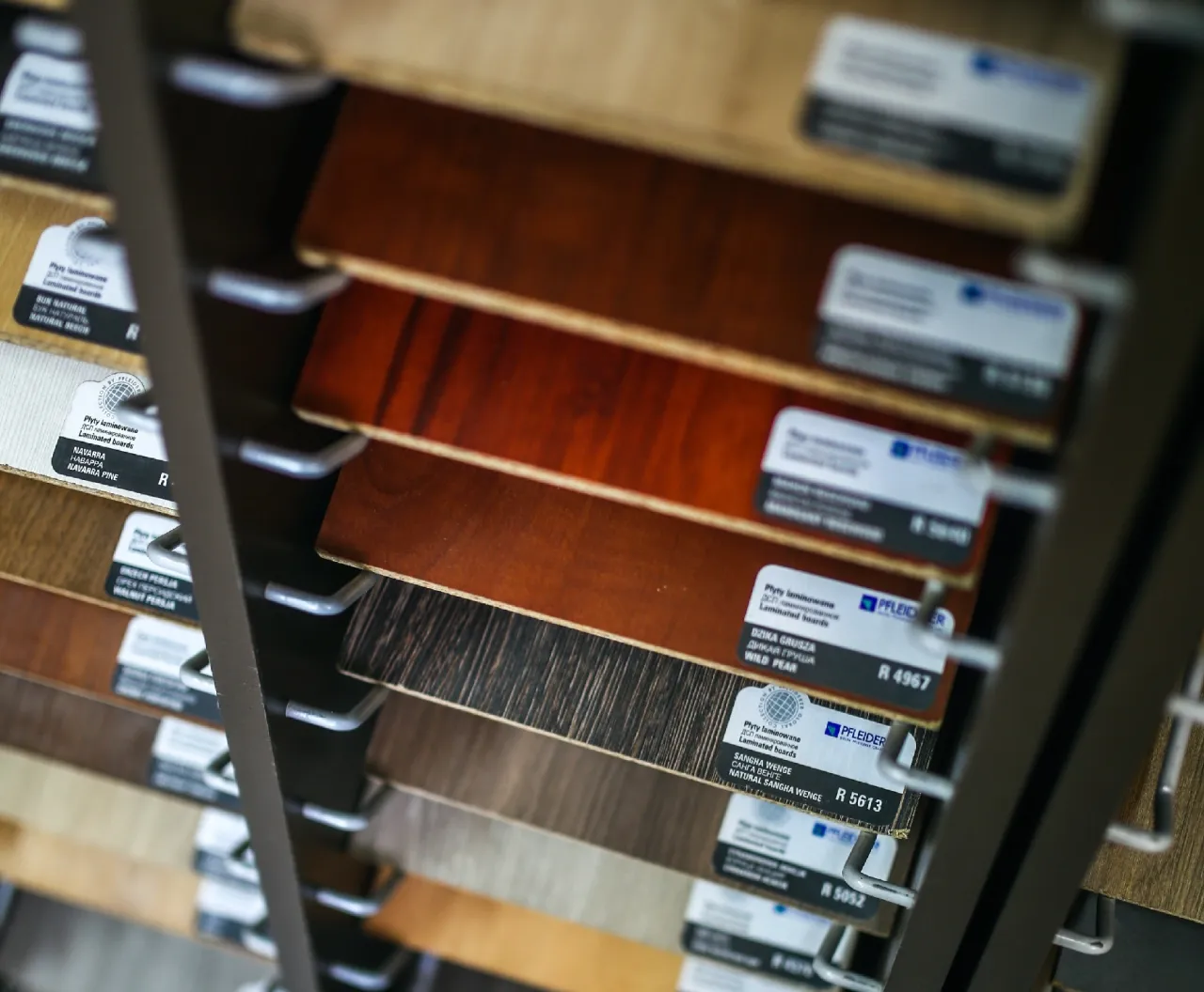 etykieta paneli podłogowych z symbolami