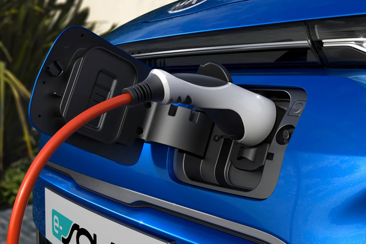 Zdjęcie Jak długo ładować samochód elektryczny? Poznaj czynniki wpływające na czas ładowania