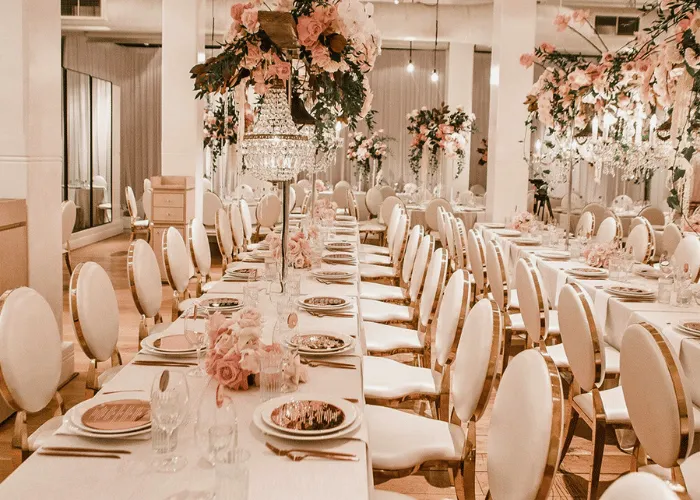 układy stoł&oacute;w prostokątnych wesele