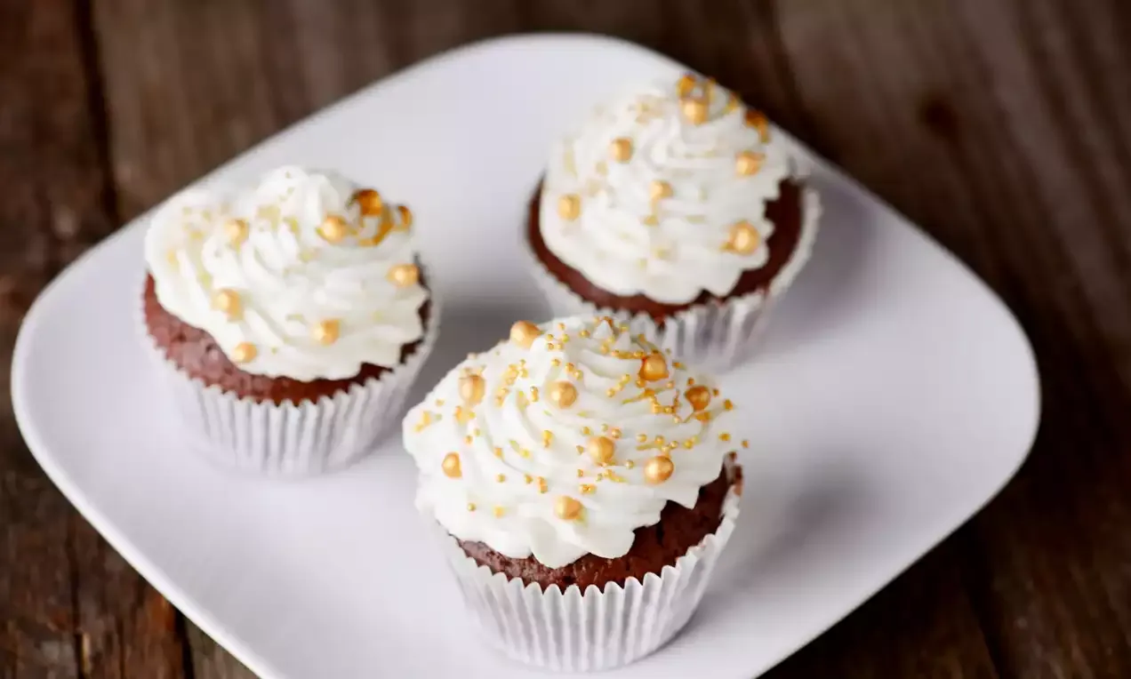 pomysły na dekoracje babeczek dr oetker