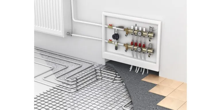 montaż rur ogrzewania podłogowego pex pert