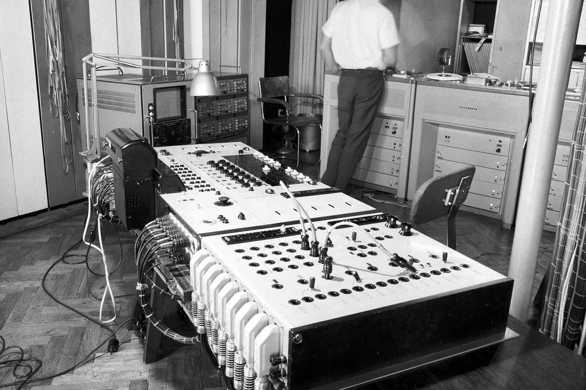 Studio Eksperymentalne Polskiego Radia historyczne zdjęcia