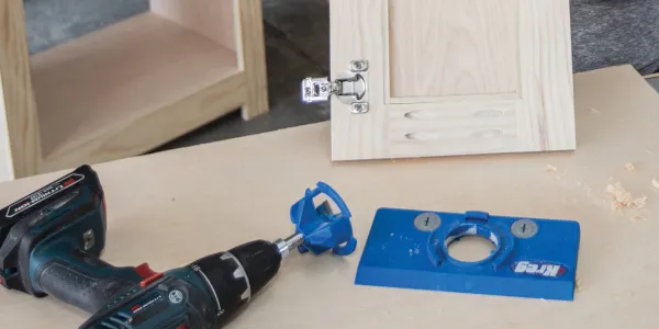 Narzędzia do montażu mebli DIY