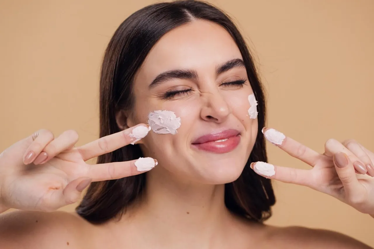 promocje rossmann makijaż -55%