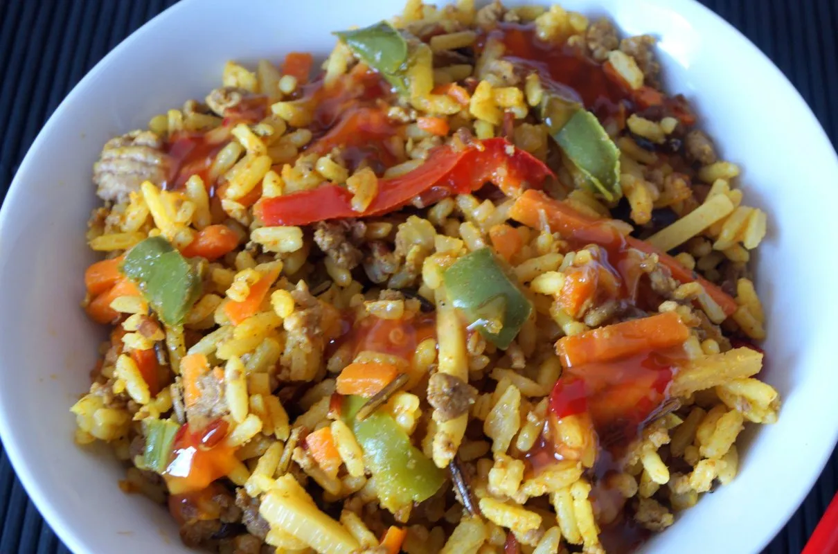 r&oacute;żne dania wołowina z ryżem