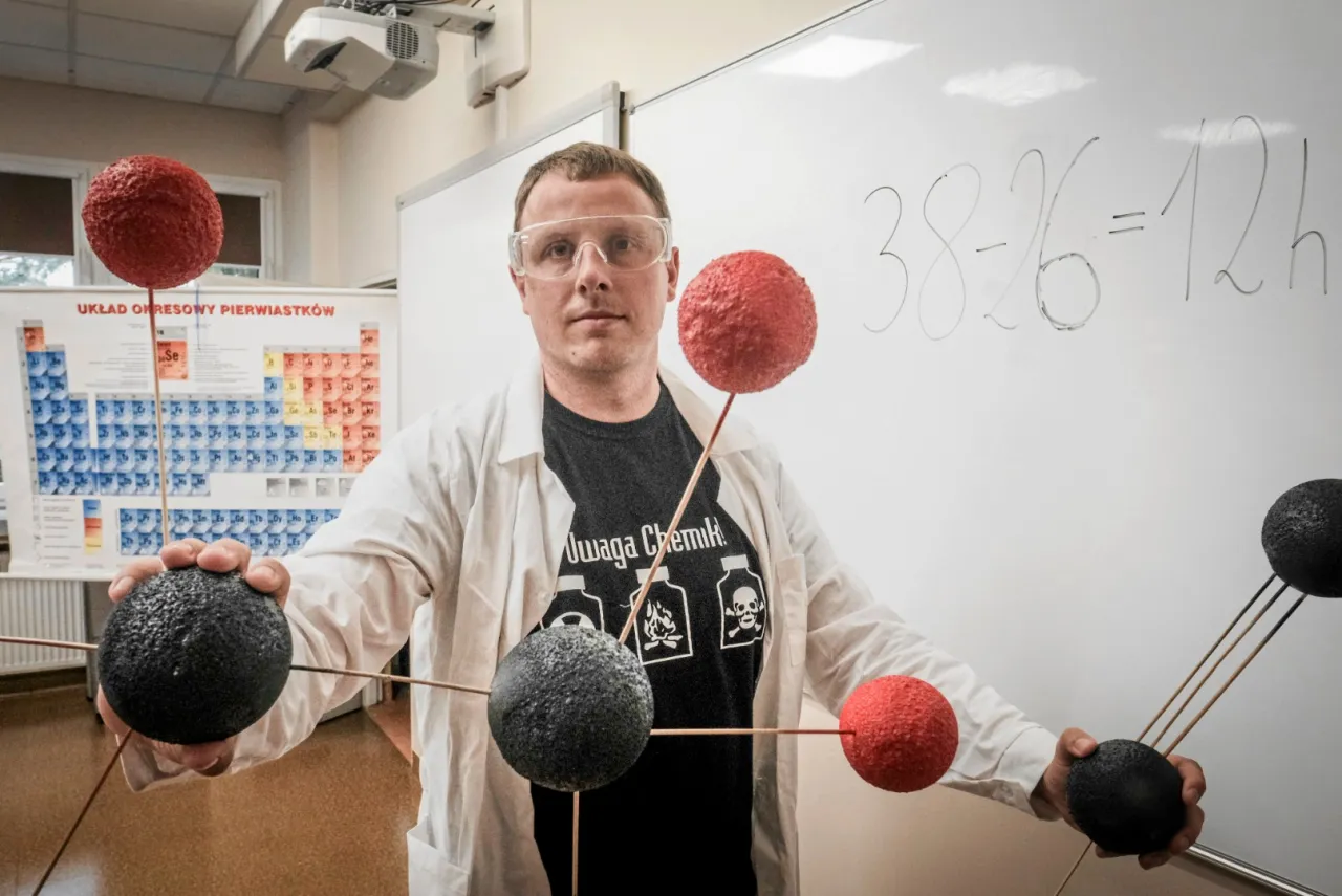 Logo kanału Pan Belfer i chemiczne-opowiesci