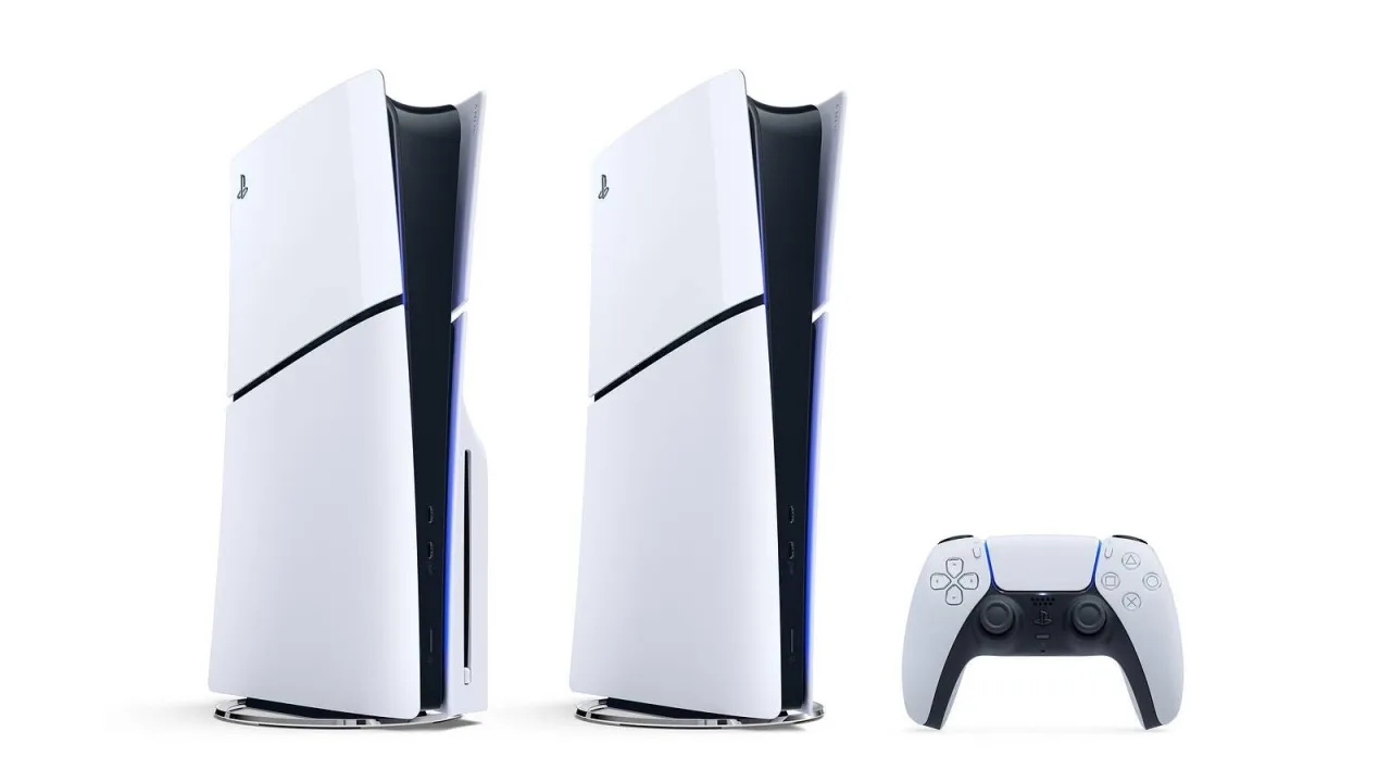 PlayStation 3 disc vs PlayStation 5 console