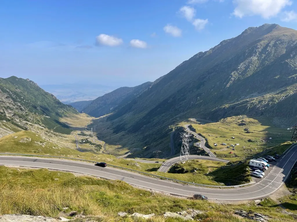 rumuńska wiejska droga furmanka