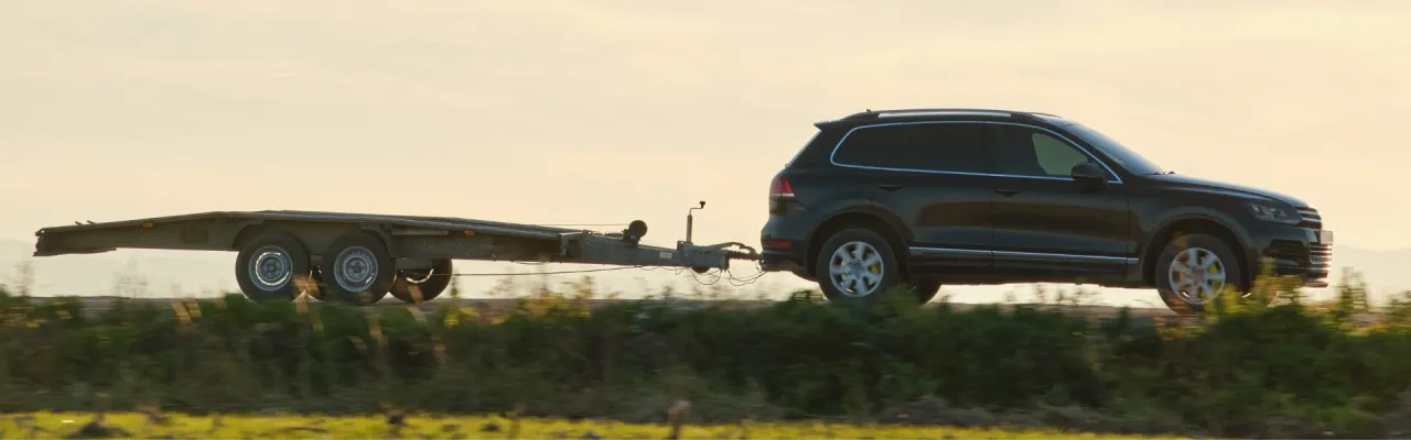 holowanie samochodu ciężarowego z przyczepą przepisy