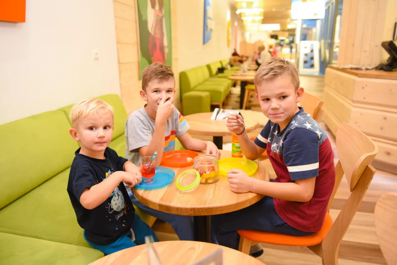 restauracja zakopane dla dzieci kącik zabaw