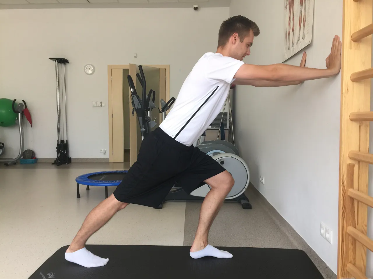 Najczęstsze błędy w rozciąganiu grafika