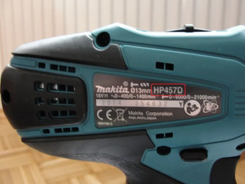 Tabliczka znamionowa elektronarzędzia Makita